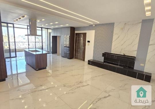 اخر شقة 250 متر طابق اول بسعر 109 الف طريق المطار الحويطي 