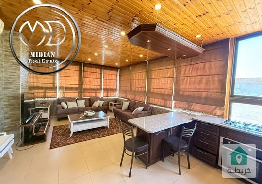 رووف مفروش للايجار خلدا مساحة 120م تشطيبات و فرش سوبر ديلوكس اطلالة جميلة بسعر مميز