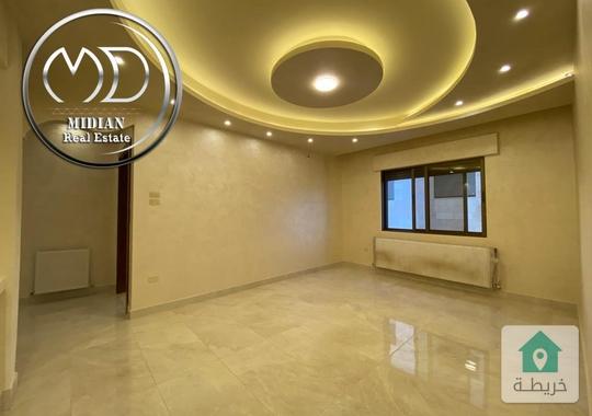 شقة للبيع طابق ثالث تلاع العلي مساحة 180م تشطيبات وديكورات سوبر ديلوكس اطلالة جميلة جديدة لم تسكن بس