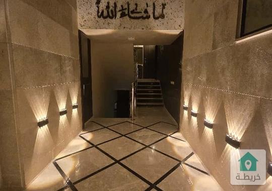 شقة دوبلكس  لم تسكن فارغة للايجار في طريق المطار 