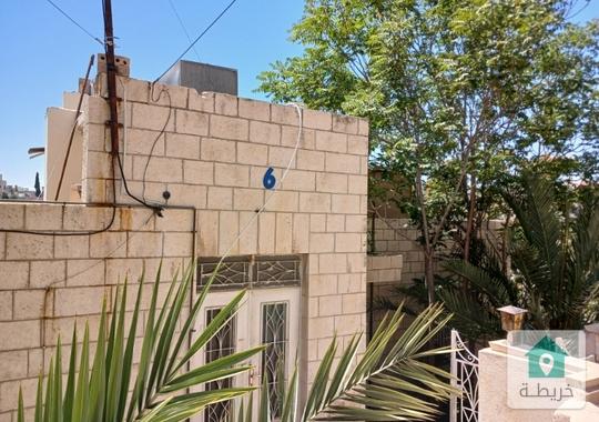 منزل مستقل جبل الحسين بشقتين منفصلتين للايجار 