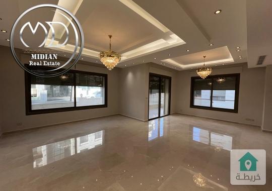 شقة جديدة للبيع دير غبار طابق اول مساحة 280م 4 نوم تشطيبات و ديكورات عصرية فاخرة بسعر مغري جدا