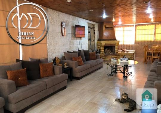 شقة ارضية فارغة للايجار ضاحية الرشيد مساحة 180م مع ترس 60م تشطيبات سوبر ديلوكس بسعر مميز