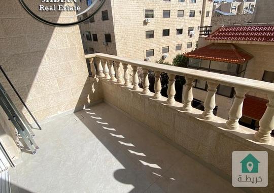 شقة فارغة للايجار الرابية مساحة 190م طابق ثاني تشطيبات و ديكورات سوبر ديلوكس اطلالة جميلة