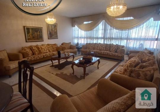 شقة للبيع الشميساني مساحة 165م طابق ثاني تصلح للاستثمار بسعر مميز جدا