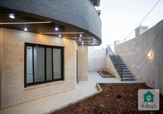 تملك شقة العمر مع ترس و مدخل مستقل و كراج مستقل  تشطيب فاخر من المالك مباشرة بسعر مغرري جداا