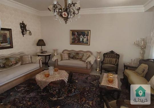 شقة ارضية مفروشة للايجار الجاردنز مساحة 180م مع ترس و حديقة 200م تشطيبات و فرش سوبر ديلوكس 