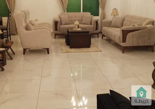 شقة مفروشة للايجار الشميساني مساحة 140م طابق اول تشطيبات وفرش سوبر ديلوكس بسعر مميز جدا  