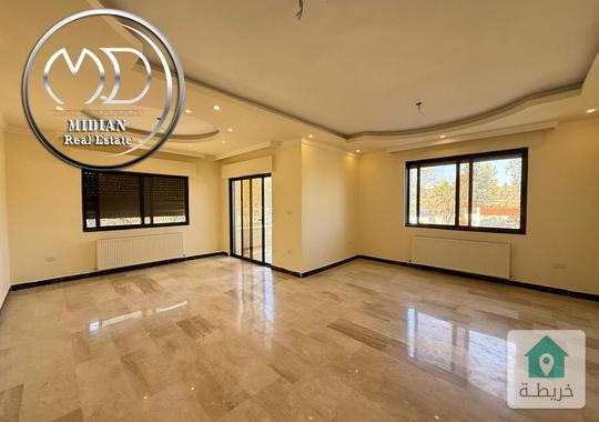 شقق فارغة للايجار الكرسي مساحات 200م تشطيبات و ديكورات فاخرة اطلالة جميلة بسعر مميز