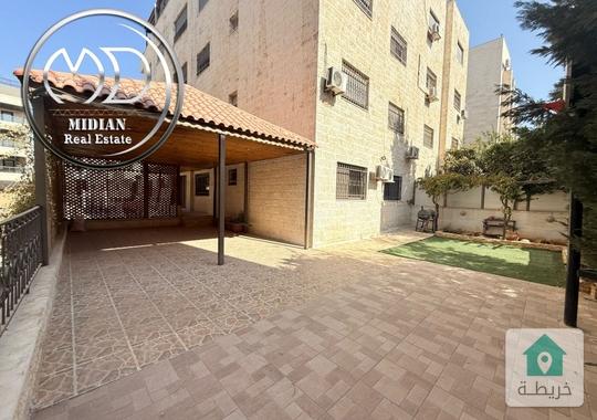 شقة ارضية فارغة للايجار خلدا مساحة 220م مع ترس و حديقة 180م تشطيبات سوبر ديلوكس بسعر مميز