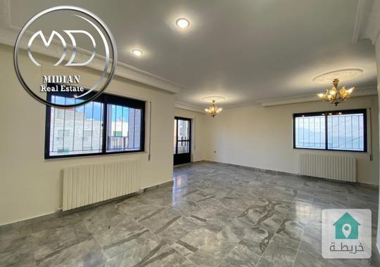 شقة للبيع ام السماق مساحة 165م طابق ثالث تشطيبات سوبر ديلوكس اطلالة جميلة بسعر مميز جدا