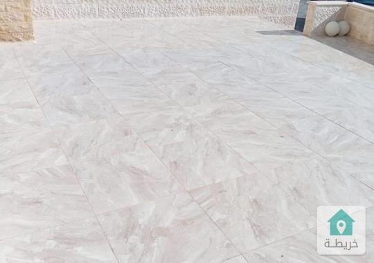 شقة ارضية للبيع في منطقة الرابية 