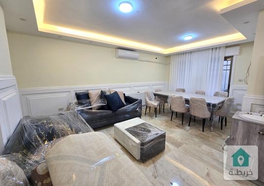 الرابيه شقه ارضيه مفروشه فرش جديد للايجار مع تراس واسع مكون 3 نوم