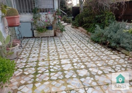 شقه ارضيه للايجار ام اذينه للجادين 