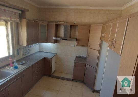 شقة تشطيب سوبر ديلوكس مع مطبخ راكب للبيع