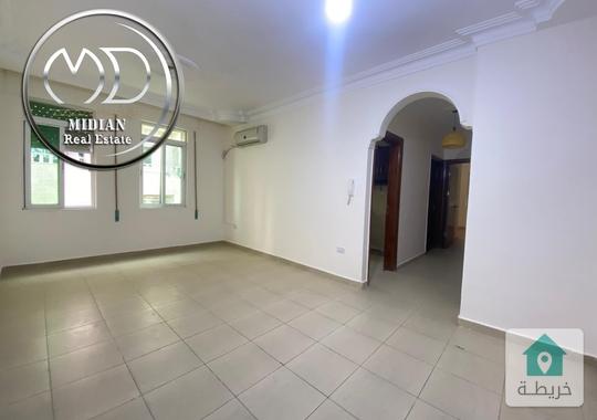 شقة استثمارية مميزة للبيع تلاع العلي مساحة 80م طابق ثالث اطلالة جميلة بسعر مغري جدا