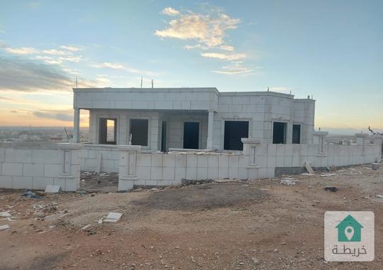 بيت مستقل في منطقة البيضا للبيع 