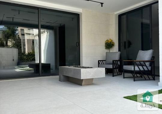 شقة ارضية سكن خاص نظام فيلا للبيع في رجم عميش حي الصحابة 