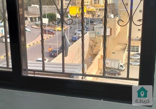 شقة150م للبيع عالشارع الرئيسي لاربد مول فوق محلات كنزة وشوز ابومساح