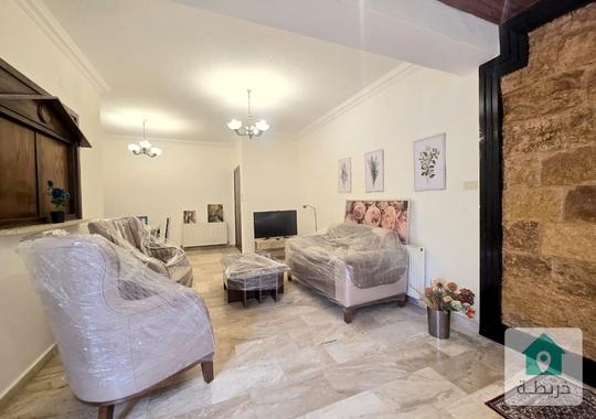 دير غبار شقة ارضية مفروشة 2 نوم مع تراس واسع و كراج و مدخل خاص بسعر 7200 سنوي