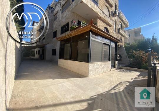 شقة ارضية مفروشة للبيع ام اذينة مساحة 200م مع ترس و حديقة 150م تشطيبات سوبر ديلوكس بسعر مميز