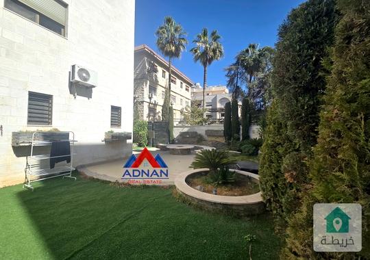 الرابية شقة أرضية مروشة فخمة مع حديقة كبيرة للإيجار و كراج و مدخل خاص