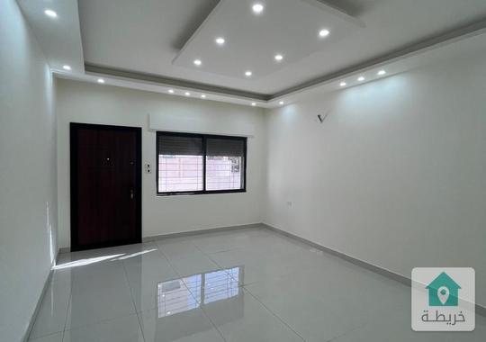 شقة طابق ثاني امامية في ضاحية الامير علي تشطيب فخم 