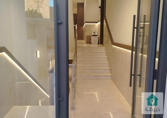 شقة جديدة للبيع دير غبار 