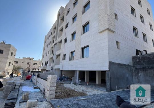 شقة ارضية مع ترس في الجويدة تشطيب حديث البيع من المالك 