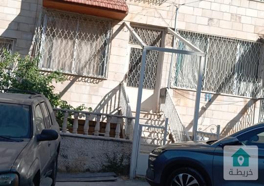 شقة للبيع في ام اذنية الجنوبي خلف الضمان الاجتماعي 