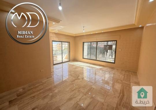 شقة للبيع ضاحية الرشيد مساحة 165م طابق اول تشطيبات سوبر ديلوكس اطلالة جميلة بسعر مميز