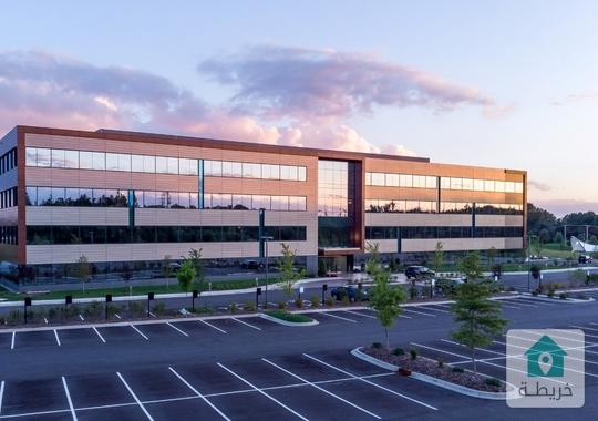 مجمع تجاري استثماري للبيع قرب مستشفى البشير شارع ثلاثين ــــــــــــــــــــــــ