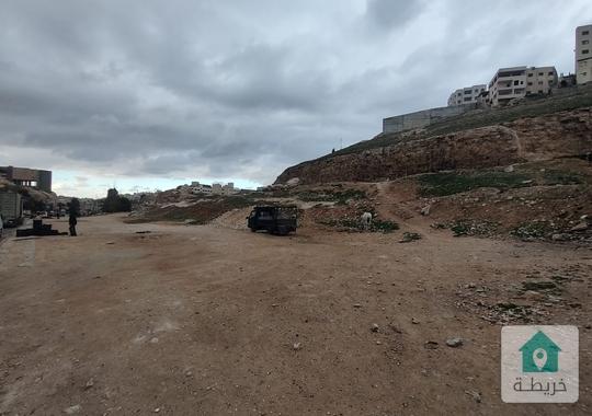 ثلاث قطع اراضي متلاصقة متجاورة للبيع معا في وادي الرمم من اراضي القويسمة ـــــــ
