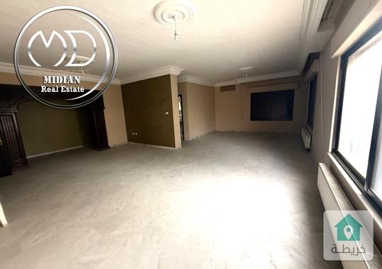 شقة طابقية فارغة للايجار الدوار السابع مساحة 300م 4 نوم طابق اول بسعر مميز