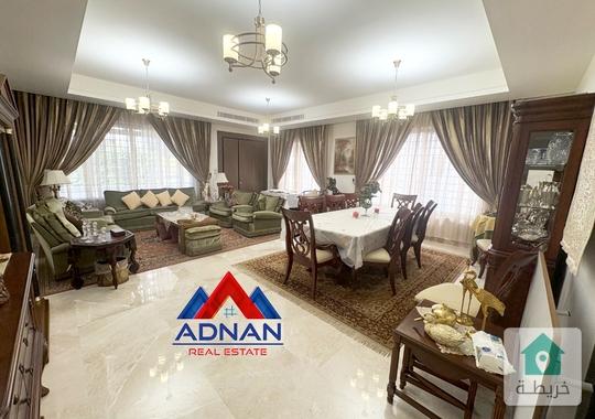 عبدون شقة ارضية مميزة للبيع مع تراس ومدخل و كراج خاص