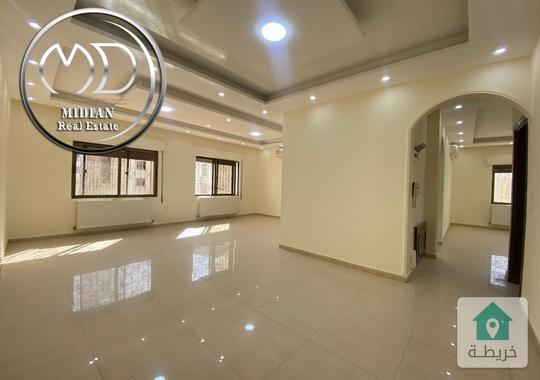 شقة للبيع خلدا مساحة 180م طابق أول تشطيبات و ديكورات سوبر ديلوكس اطلالة رائعة بسعر مميز جدا