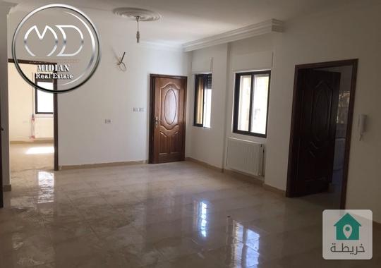 شقق فارغة للايجار الرابية مساحات 100م تصلح للعرسان بسعر مميز