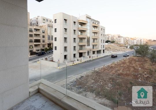 شقة فاخرة للبيع في دير غبار بتشطيب 10 نجوم 