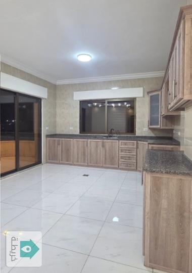 شقة للبيع او للايجار سوبر ديلوكس طاب شركة معفي من الرسوماربد الحي الجنوبي قرب قصر العوادين حي عالية