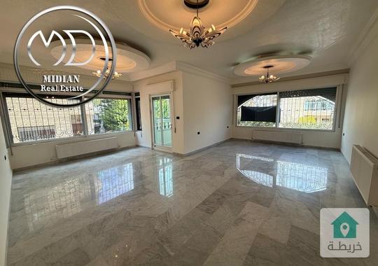 شقة فارغة للايجار الرابية مساحة 200م طابق اول تشطيبات سوبر ديلوكس اطلالة جميلة بسعر مميز