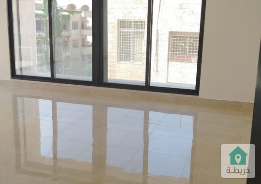 شقة جديدة مميزة للبيع الصويفية 