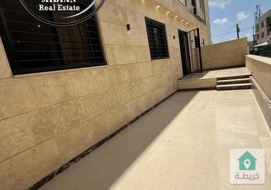 شقق أرضية فارغة للايجار عبدون مساحات 125م مع ترس 40م تشطيبات ديكورات سوبر ديلوكس جديدة لم تسكن