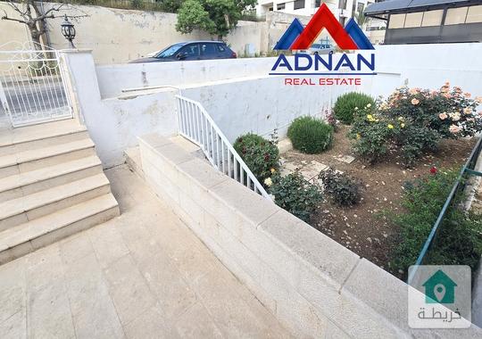 الرابيه شقة ارضية للإيجار الفارغ مع حديقة ومدخل خاص من ضمن فيلا