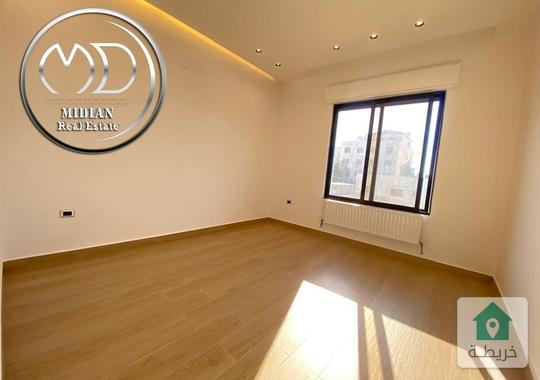 شقق جديدة للبيع حي الصحابة مساحات 170م 200م مع تراسات و حدائق تشطيبات سوبر ديلوكس امكانية الأقساط