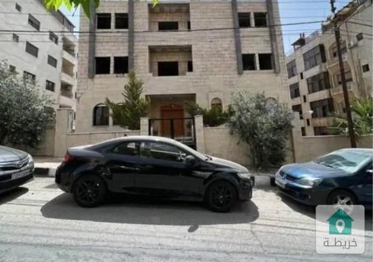 عمارة سكنية للبيع في الجاردنز 