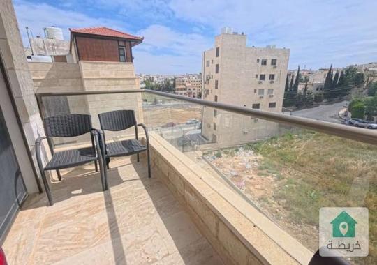 شقه لعرسان في الظهير منطقه راقيه  طابق ثالث فارغه 