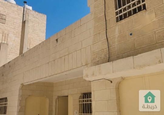 للبيع عمارة سكنية في الهاشمي الشمالي طابقين وروف خلف إزمير مول بسعر مغري جداااا 
