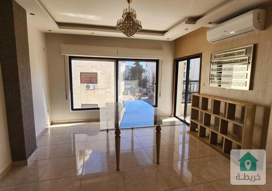 شقة بمنطقة الدوار الرابع للبيع البنية التحتية مجددة بالكامل ولا تحتاج لاي نوع من الصيانة