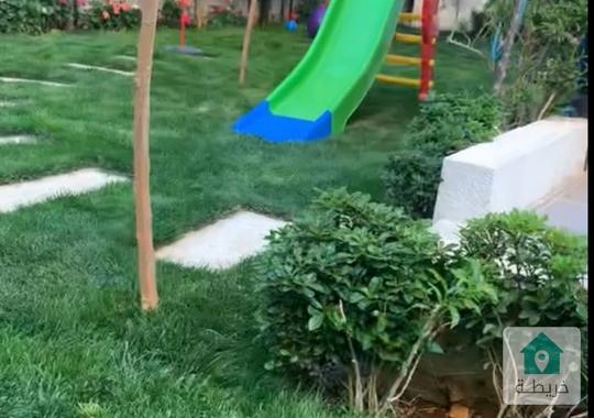 شقة للبيع  خلدا  ام السماق  داخلي 300 متر و خارجي 250 متر