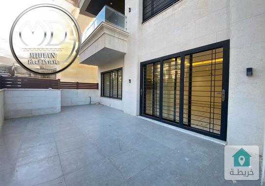 شقة أرضية دوبلكس جديدة فارغة للايجار ام السماق مساحة 200م مع ترس 70م تشطيبات ديكورات عصرية فاخرة